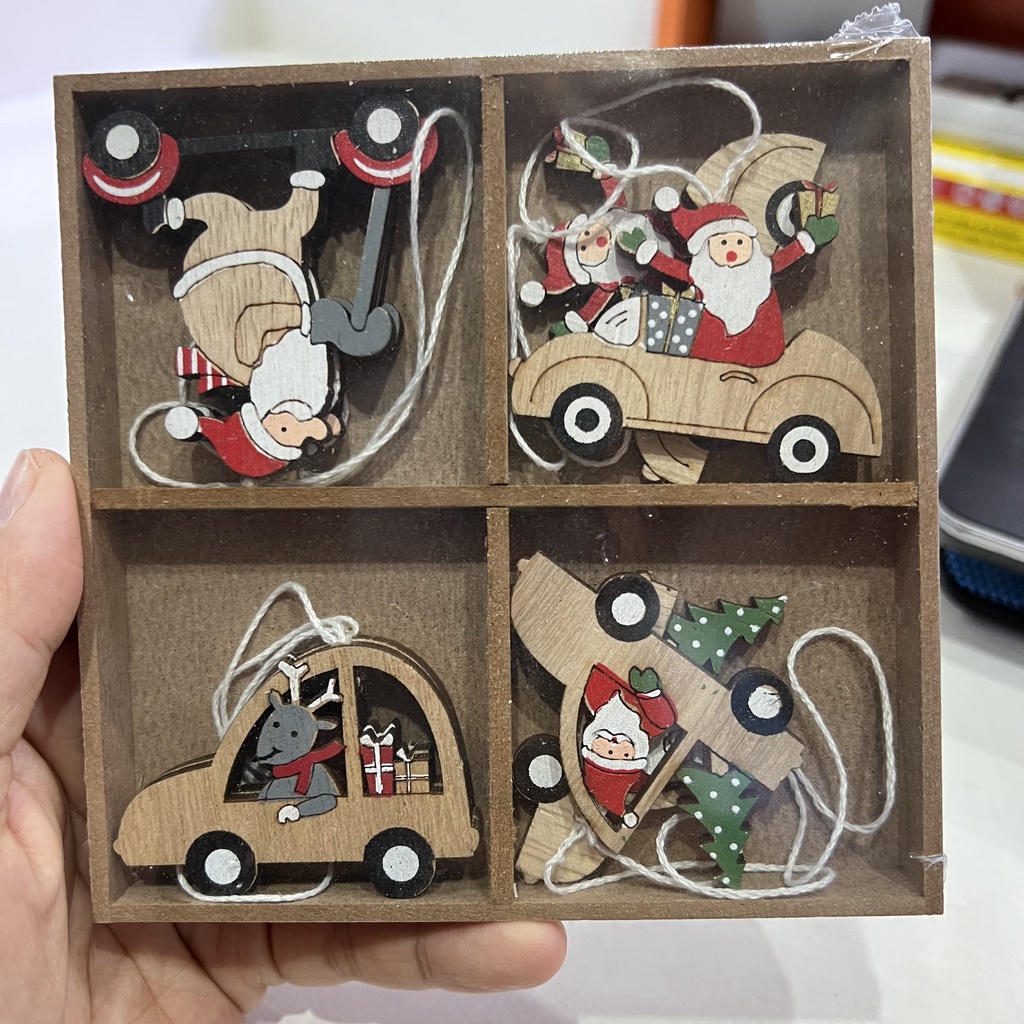 Bộ 8 hình gỗ treo cây thông Noel trang trí giáng sinh hình tuần  lộc, ông già noel