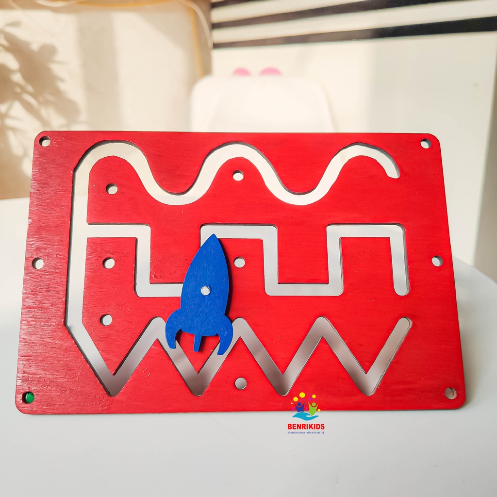 Phụ Kiên Bảng Bận Rộn Mê Cung Tàu Vũ Trụ  Bằng Gỗ Giúp Bé Tự Làm Bảng Bận Rộn Tại Nhà