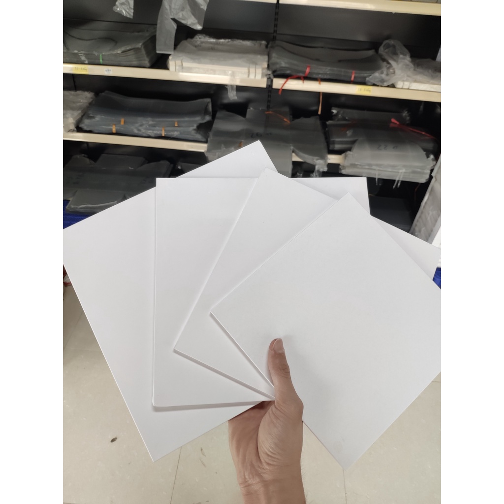 Đế Đựng Bánh Vuông Trắng
