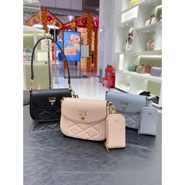 Túi lyn kẹp nách ô trám lyn triva Q