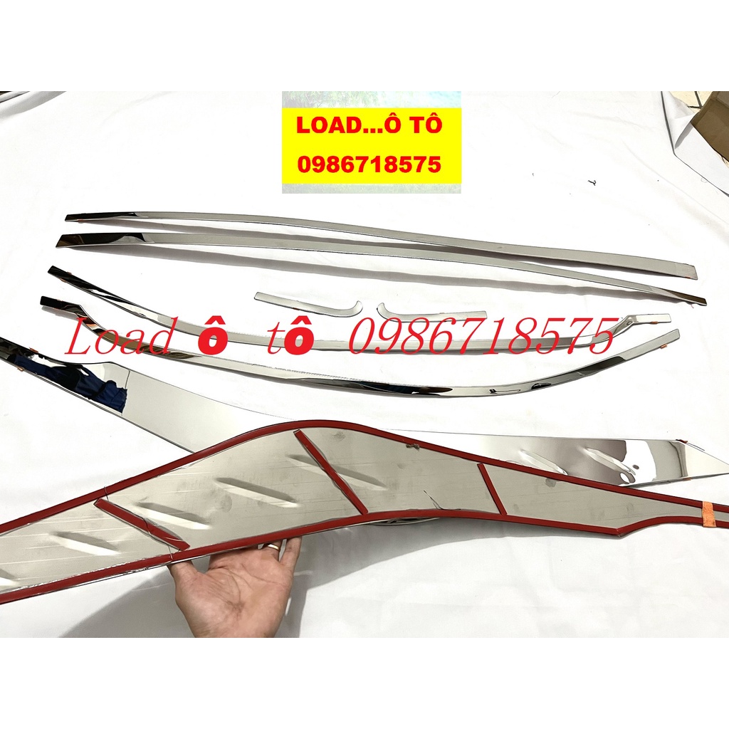 Ốp Nẹp Viền Cong Kính Xe Toyota Veloz Cross 2022-24 Bản To Full Sau Cao Cấp