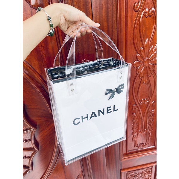 Túi giấy hãng custom kèm nơ xinh xắn