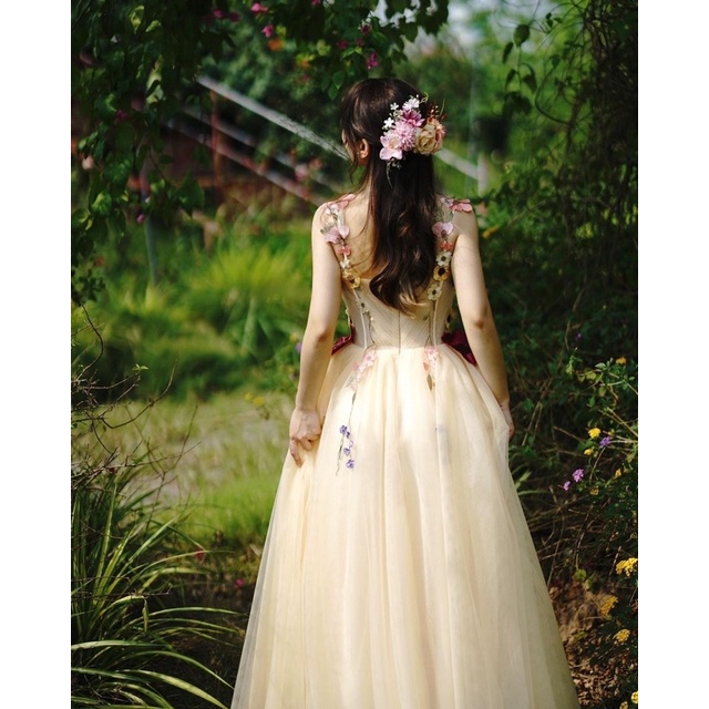 VÁY CÔNG CHÚA VOAN LƯỚI  ĐÍNH HOA THÊU, VÁY NÀNG THƠ, VÁY TIỂU THƯ, VÁY CHỤP PHOTO CONCETP, ĐI TIỆC,DU LỊCH,ĐI CHƠI