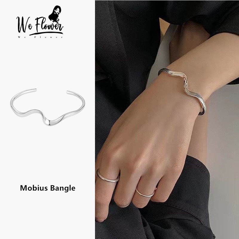We Flower Vòng Đeo Tay Dạng Hở Màu Bạc Bóng Họa Tiết Mobius Có Thể Điều Chỉnh Cho Nam Và Nữ