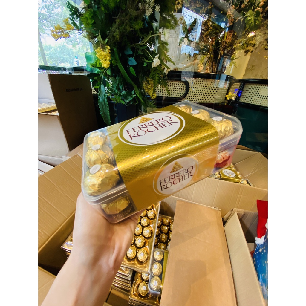 FERRERO rocher Tháp socola hạt phỉ 28 viên 350g