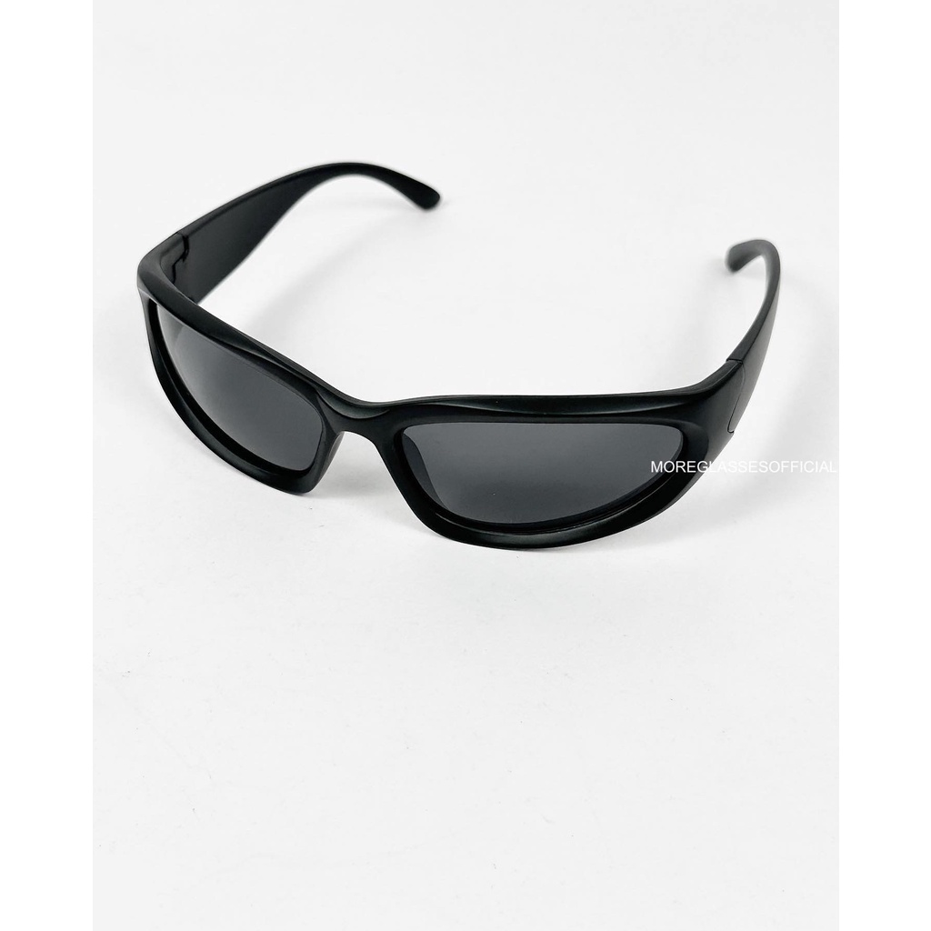 Kính mát có sẵn MOREGLASSES phong cách thời trang nam nữ Y2K Punk 2023 tròng kính chống UV 400 ảnh thật
