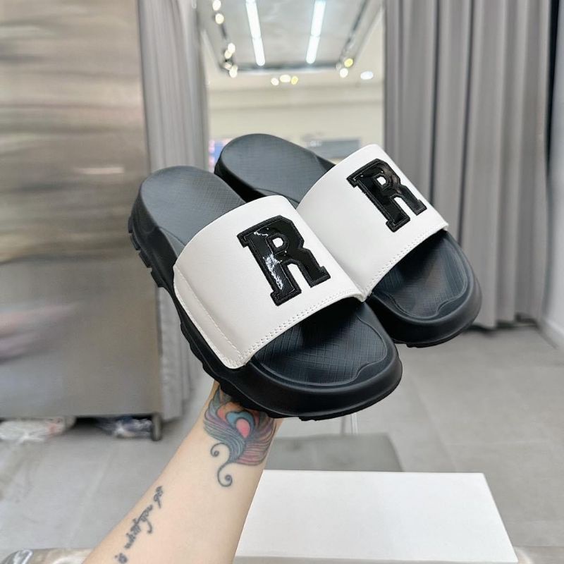 Dép Quai ngang logo thêu chữ R mới nhất
