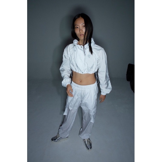 Quần nylon gimmetheyoung