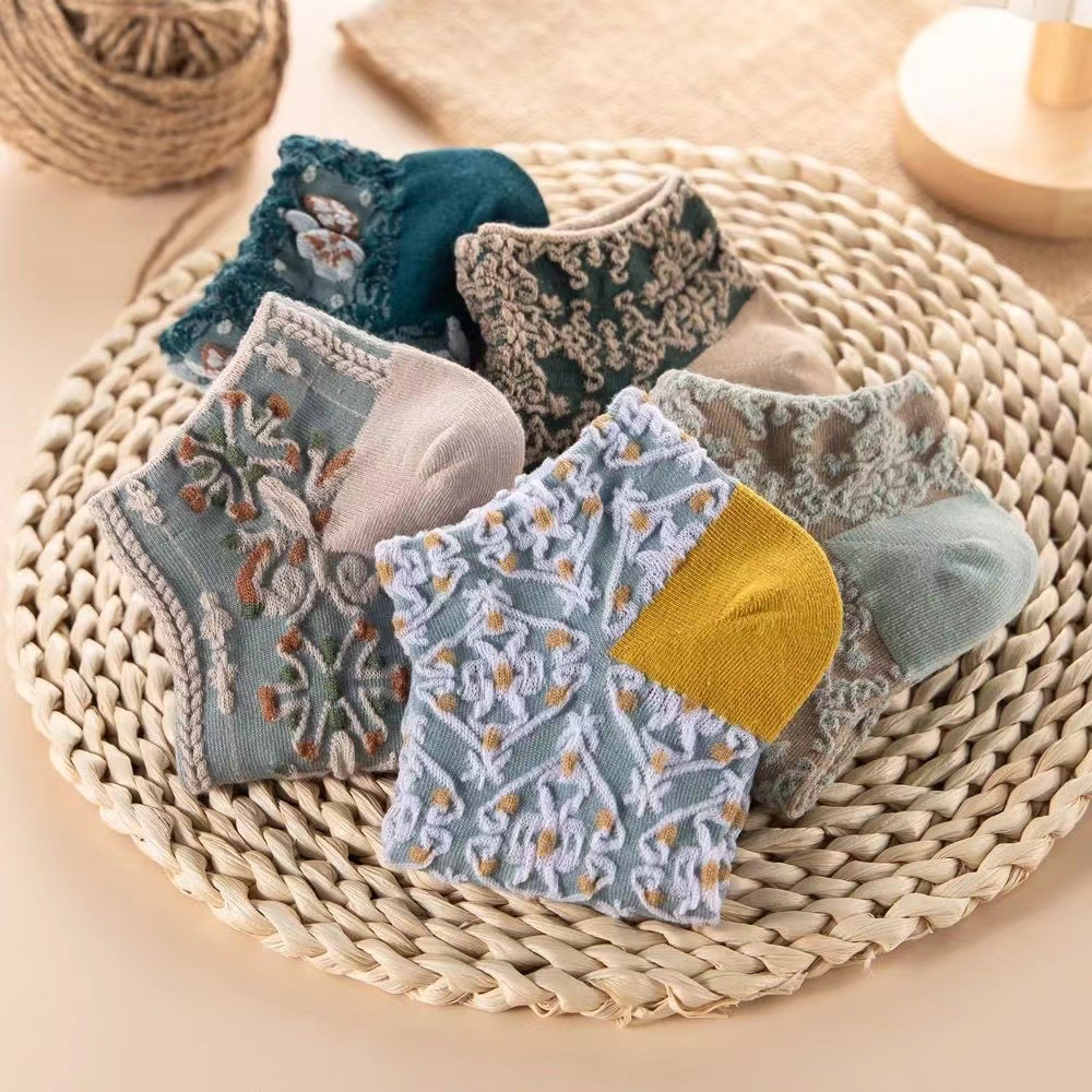 Vớ Cổ Thấp Họa Tiết Hoa Phong Cách Anh Quốc Cổ Điển Nhỏ Xinh Dành Cho Nữ