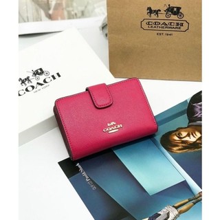 Ví coach medium corner zip wallet màu hồng xinh xắn