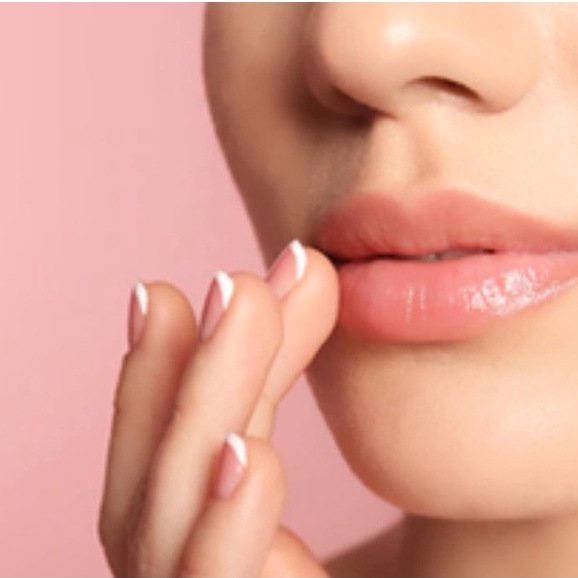 Vaseline dưỡng môi dạng tuýp vaseline lip essence 10ml