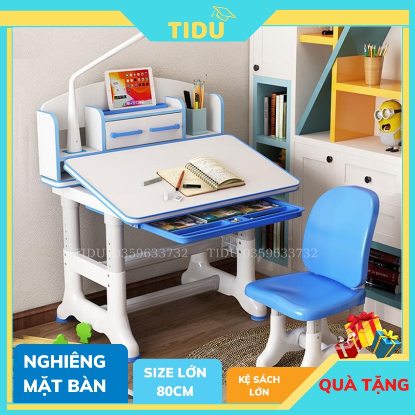Bộ bàn ghế học sinh chống gù chống cận thông minh có giá sách TIDU K4 size 50x70 nâng hạ điều chỉnh nghiêng mặt bàn