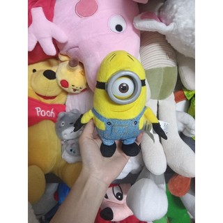 Gấu bông minion size khoảng 15cm