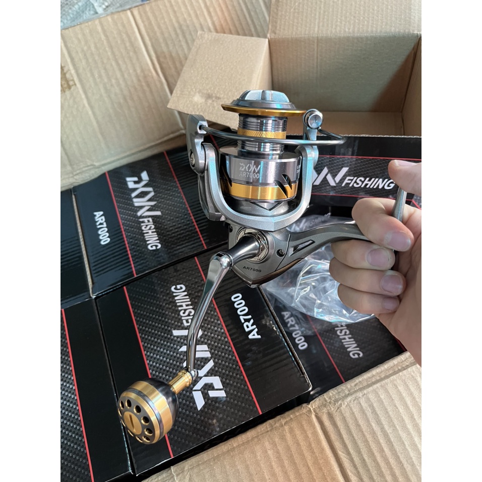 MÁY CÂU KIM LOẠI DAWA AR SIZE AR5000 - AR6000 - AR7000. MÁY CÂU AR. MÁY CÂU CÁ KIM LOẠI. ĐỒ CÂU HÙNG