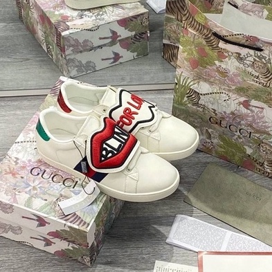 Giày Gucci Ace For Love, giày thể nao nam nữ gucci môi cách điệu, thời trang, cao cấp full phụ kiện