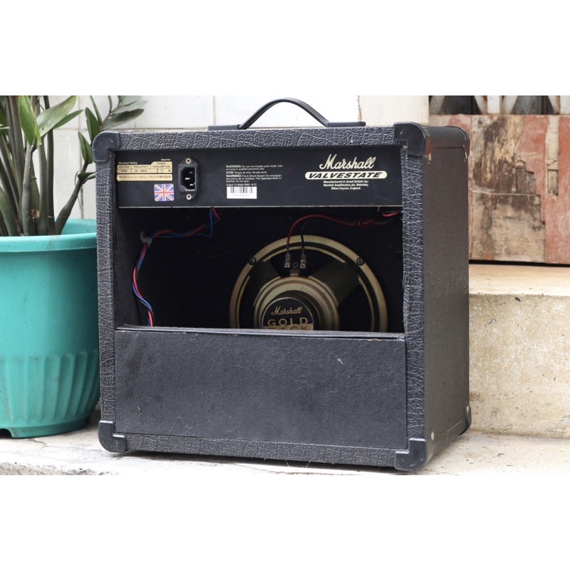 Ampli guitar 𝗠𝗮𝗿𝘀𝗵𝗮𝗹𝗹 𝗩𝗮𝗹𝘃𝗲𝘀𝘁𝗮𝘁𝗲 𝗩𝗦𝟭𝟱𝗥 Made in England