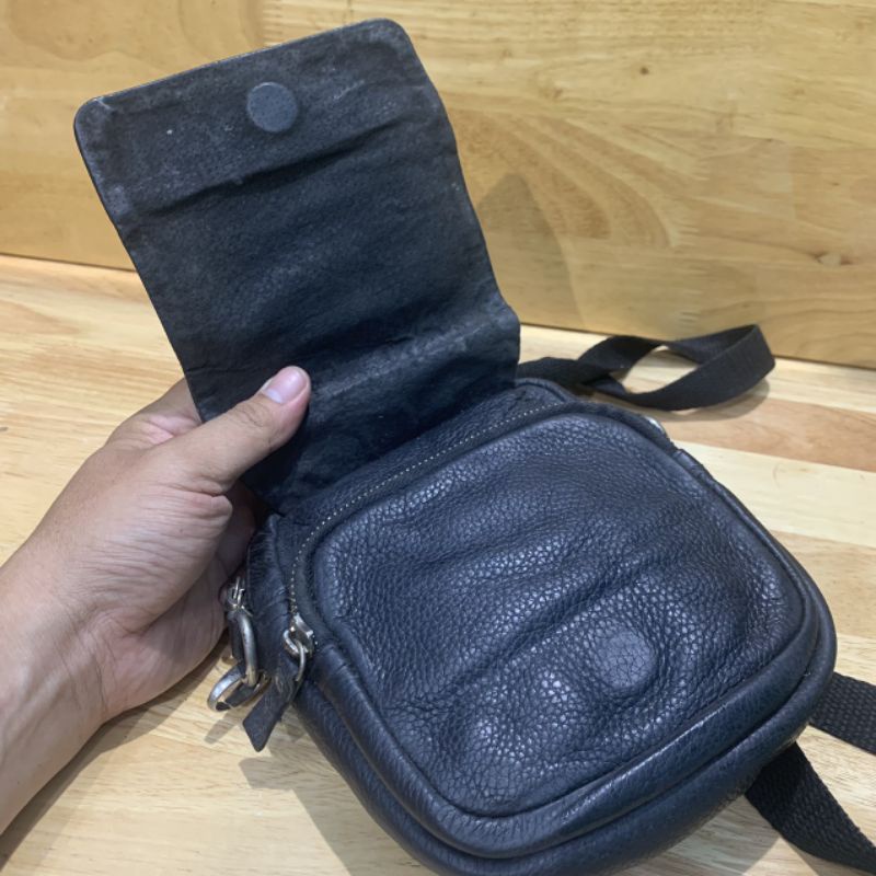 Túi chéo nữ mini da thật secondhand  12251122