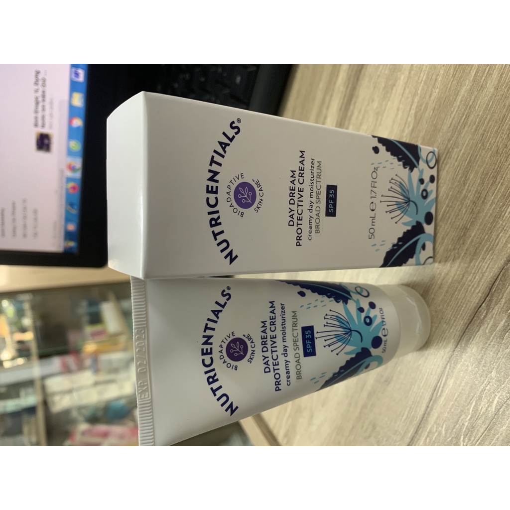 Sữa Dưỡng Da ban Ngày  Núkin  senltc