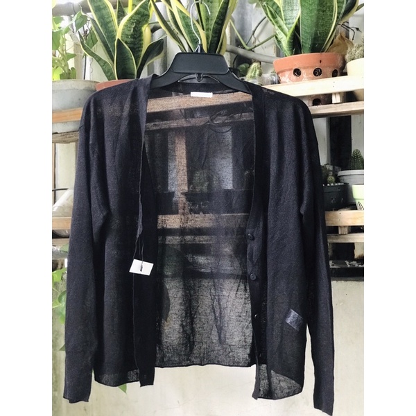 Áo khoác cardigan Gu