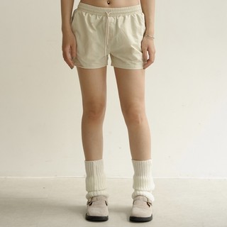 Quần short nữ màu kem/đen basic logo short stanclub