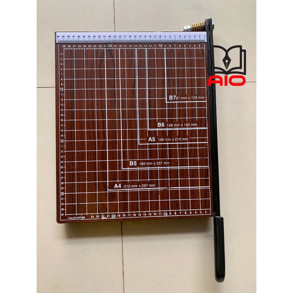 Bàn cắt giấy A4