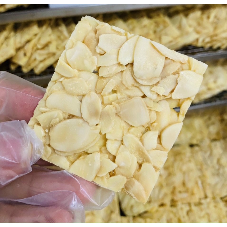 Bánh ngói hạnh nhân MIXU NUTS 250gr siêu hạt thượng hạng thơm ngon hỗ trợ ăn kiêng giảm cân khoa học hiệu quả A4