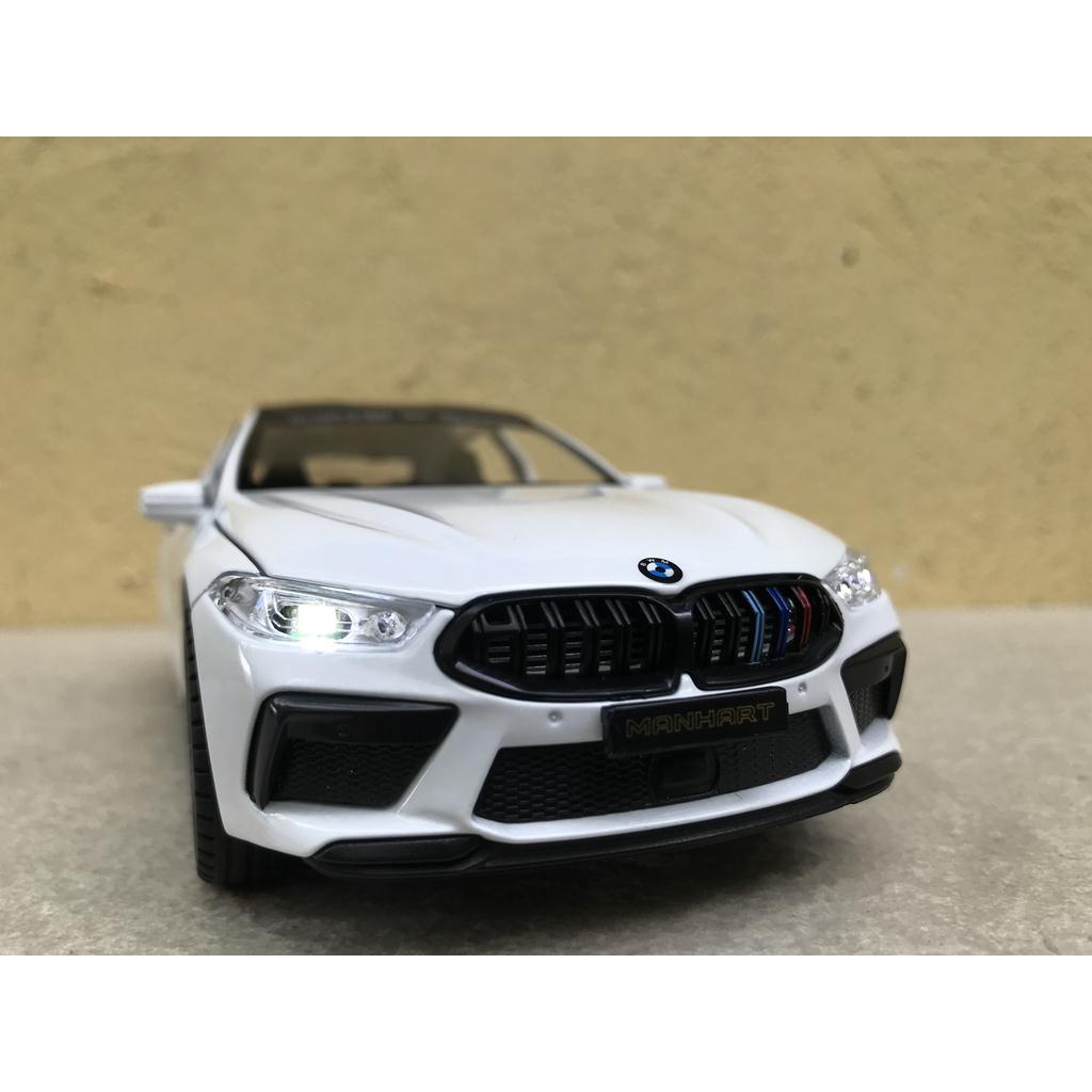 Mô hình xe ô tô BMW 800I 2022 1:24