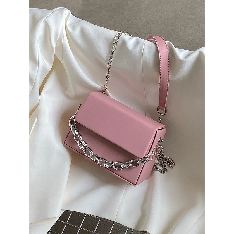 Túi Xách Nữ Đeo Chéo Đeo Vai Bằng Da Phối Dây Xích Sang Trọng