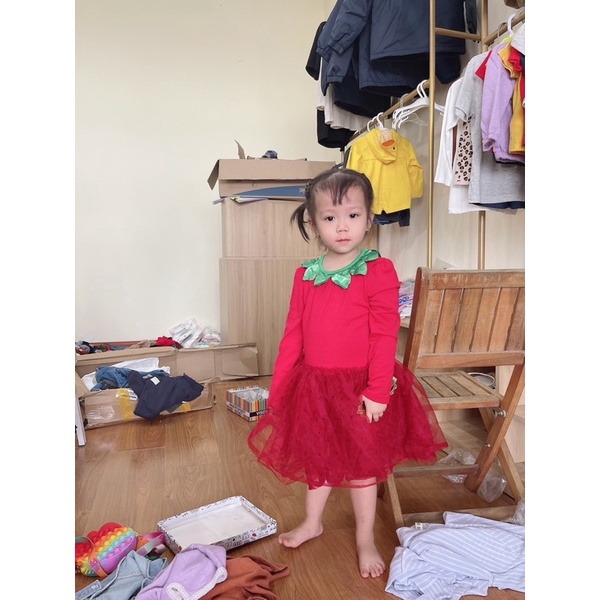 Body váy dâu tây kèm mũ Hm