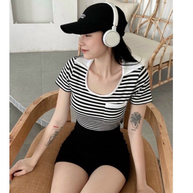 Áo gân len cổ bẻ sọc ngang phối túi trước ngực ulzzang