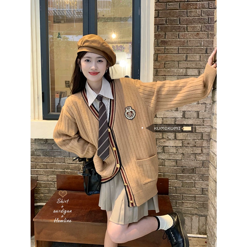 (HÀNG SẴN) Áo khoác len cardigan phối viền cổ V cài khuy màu nâu nhạt style Hàn Quốc