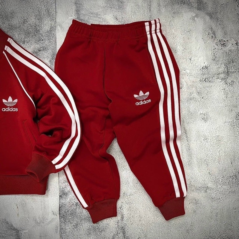 Set bộ adiass đỏ dành cho bé