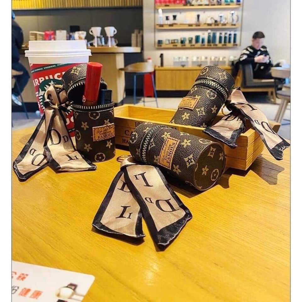 Móc khóa Túi LV siêu xinh,Móc khóa túi có thể đựng son