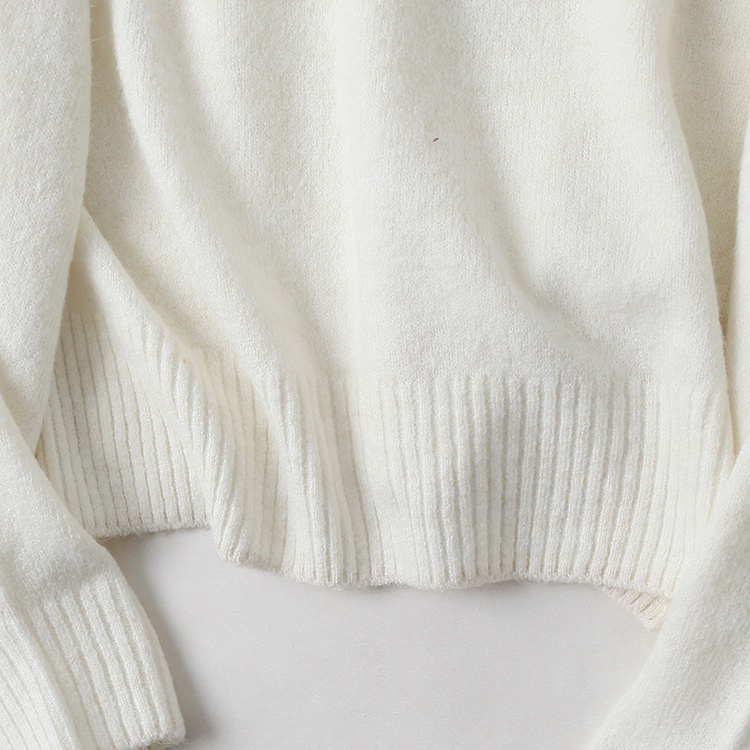 CÓ SẴN Áo len móc đính hạt HM