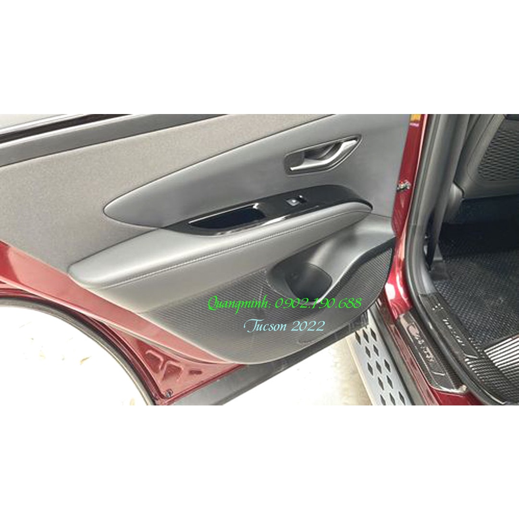 Miếng dán chống xước cửa xe hơi da Carbon Air Fiber cho xe Huyndai Tucsơn 2022