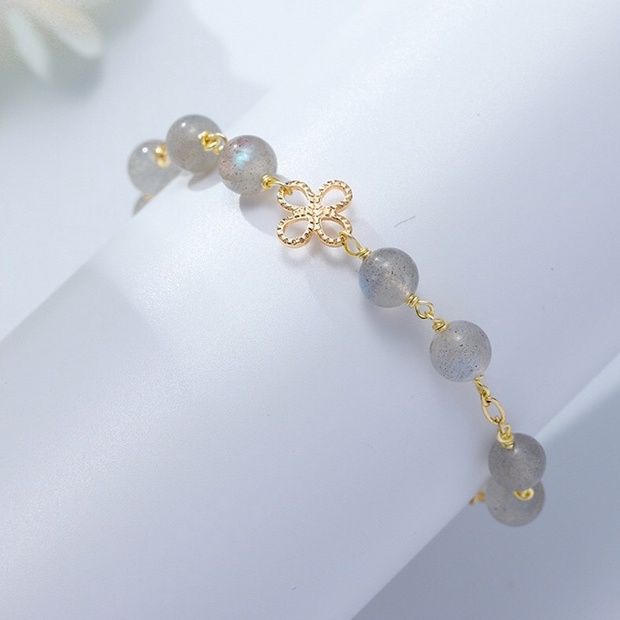 Vòng Đeo Tay Cỏ Bốn Lá Tự Nhiên Màu Xám Nhẹ Nhàng Thiết Kế Sang Trọng Hạnh Phúc Tình Yêu Labradorite