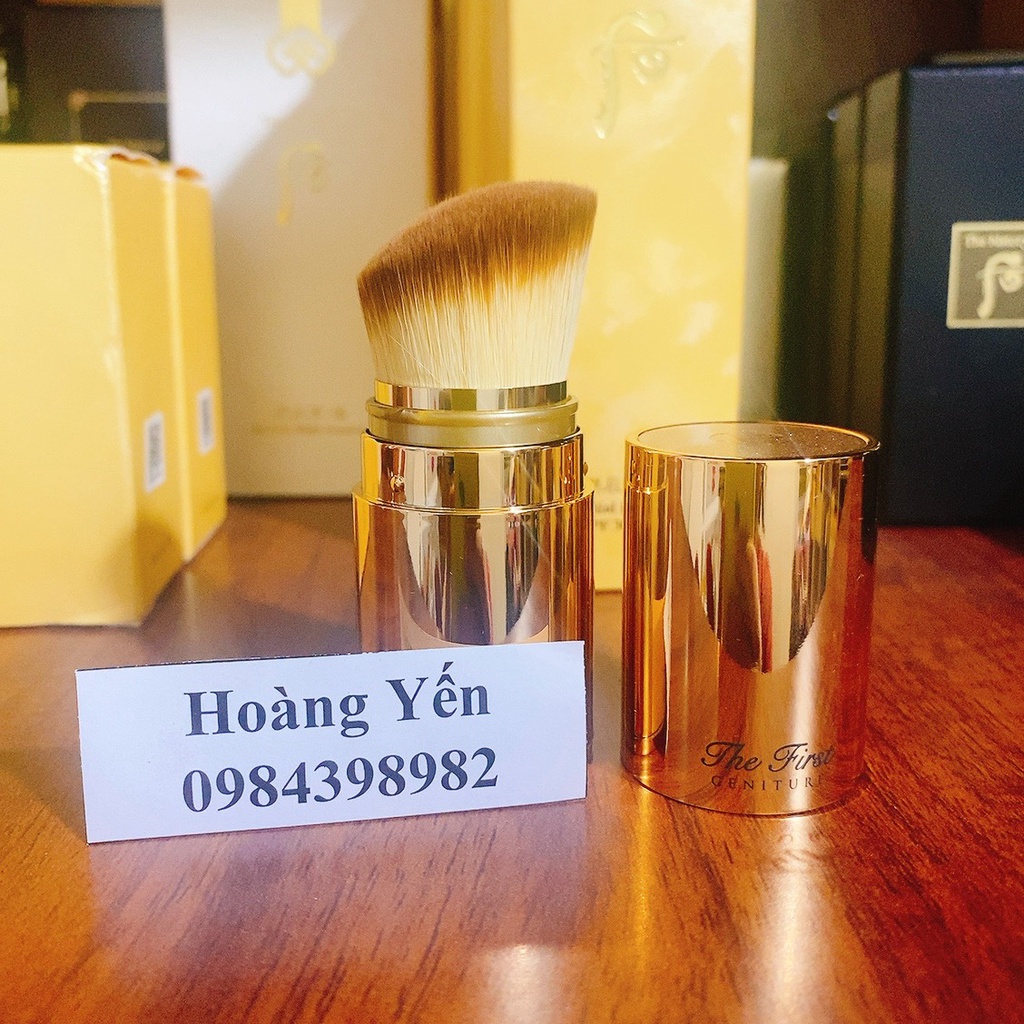 Cọ Tán kem nền của Ohui The First