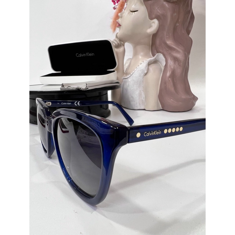 Kính Calvin klein