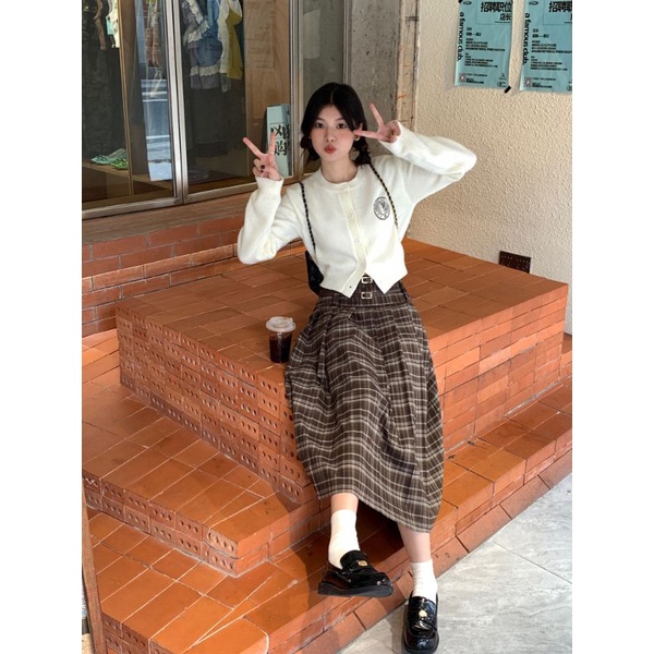 Áo cardigan len dáng ngắn siêu xinh style Hàn Quốc