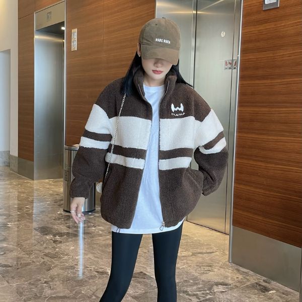 Áo Khoác Lông Unisex, Áo lông phối màu kẻ ngang kèm túi đeo chéo tai thỏ dày dặn form rộng Unisex Nam Nữ quynh.anh.1992