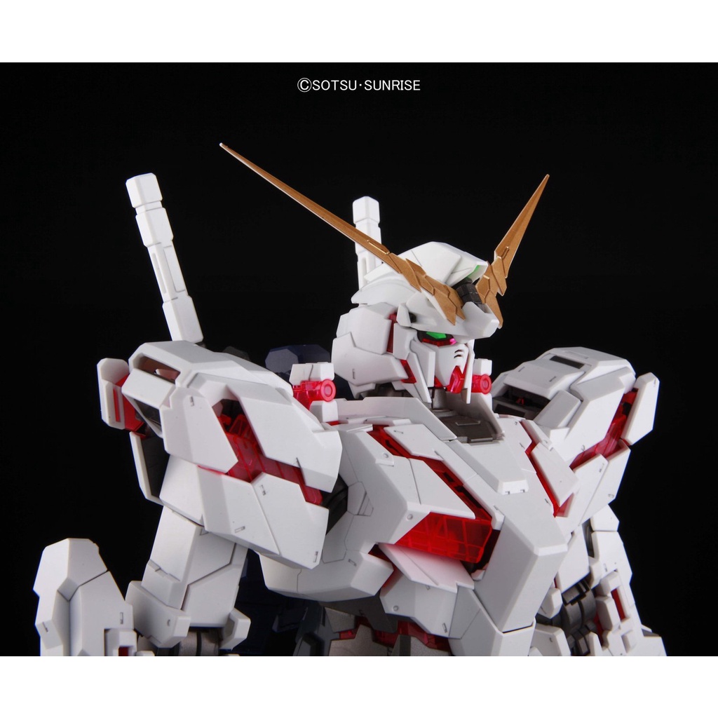 Mô hình lắp ráp Bandai Gundam PG 1/60 Unicorn Gundam