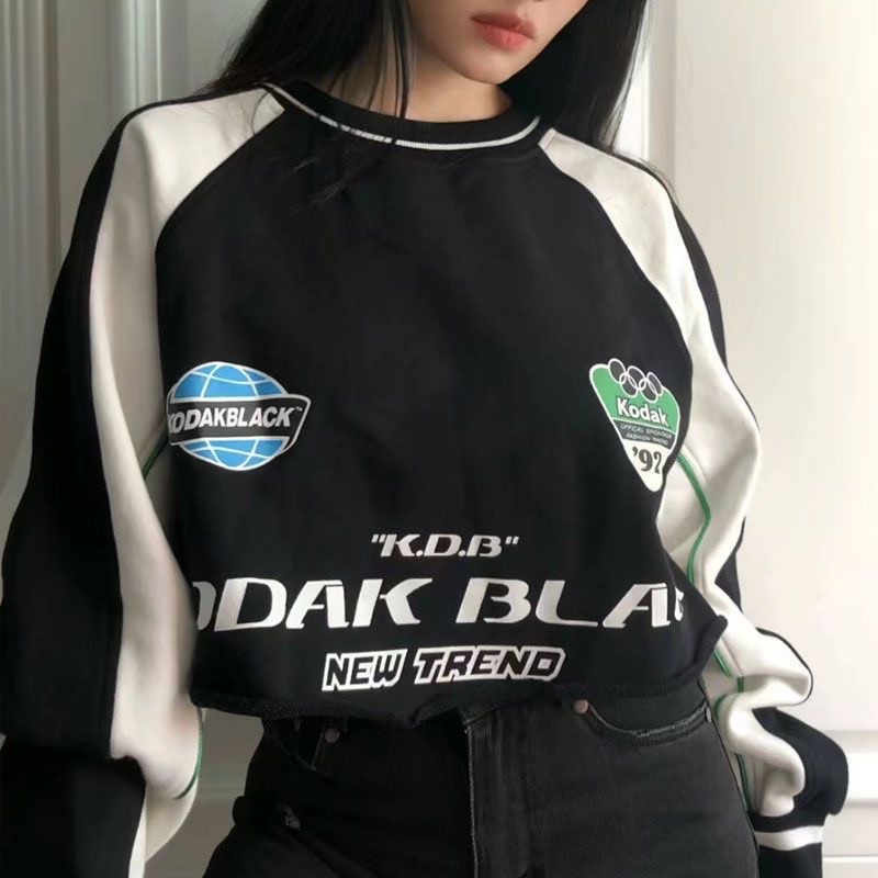 Áo sweater croptop thể thao