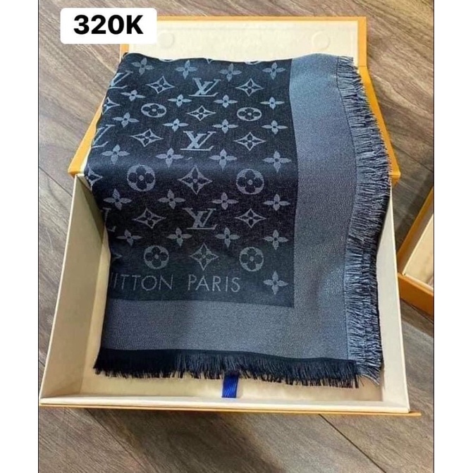 Khăn choàng cổ LV đen cao cấp ánh kim , kích thước 140x140cm