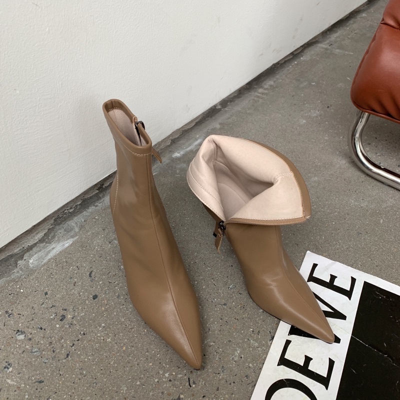 Boots cổ thấp da lì mũi nhọn gót cao 7cm màu sắc Trendy