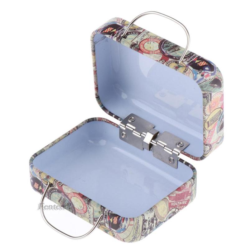 Mô Hình Va Li Bằng Sắt 1 / 6 Dùng Trang Trí Nhà Búp Bê