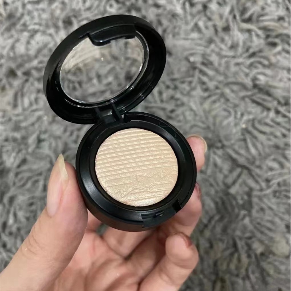 Phấn Bắt Sáng Mac 1.5g Trang Điểm Chuyên Nghiệp
