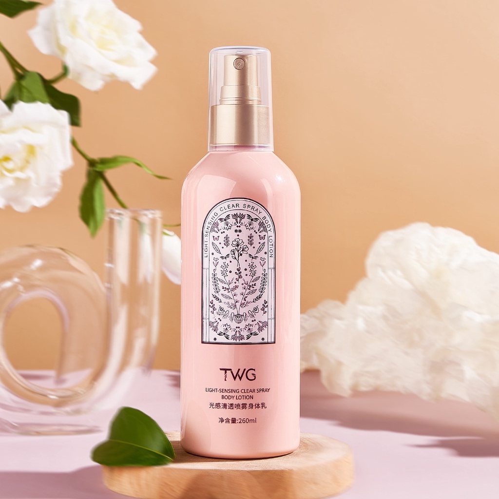 Xịt dưỡng thể trắng da TWG cấp ẩm, giảm mụn lưng, mờ thâm giúp da trắng sáng