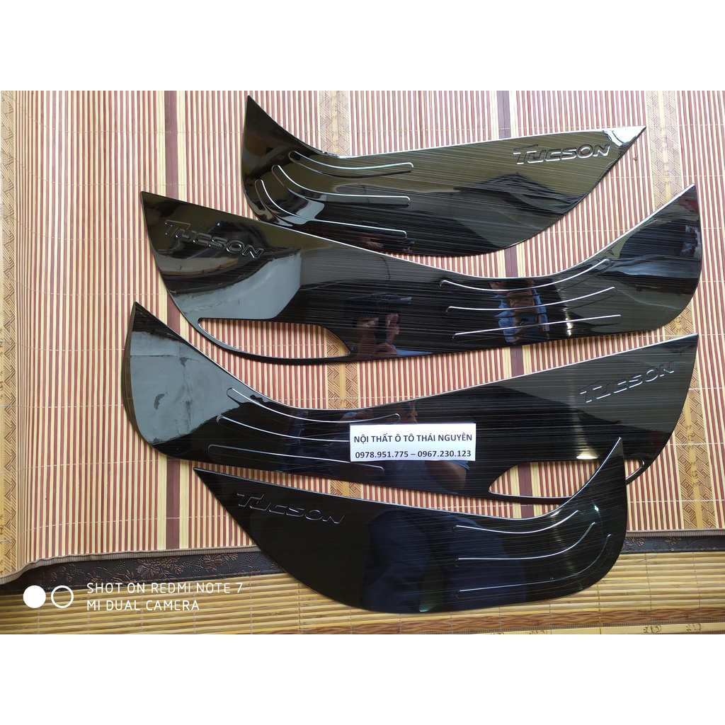 Ốp chống xước tabli cánh cửa Tucson 2019-2021 titan