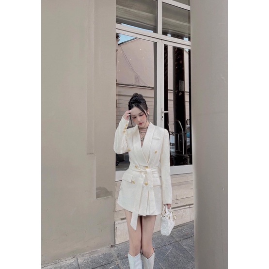 Áo Vest Dạ Cúc Vàng