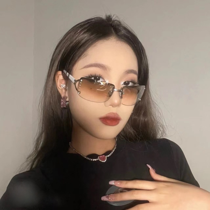 (KIQI-FASHION) Support Wholesale&amp;COD Kính Mát Y2K Chống Tia Cực Tím Không Viền Phong Cách Thể Thao Cho Nam / Nữ